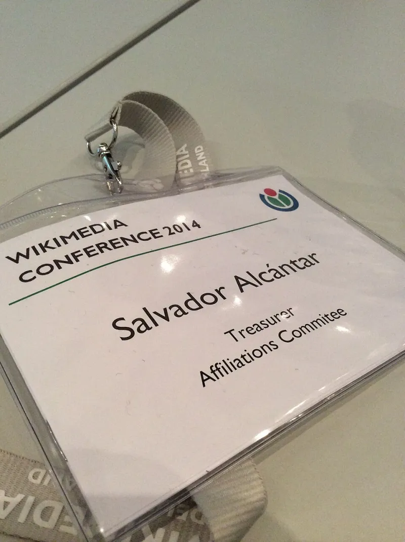Five Seconds of Plastic: How Conference Badges Sort Us Before We Say a Word