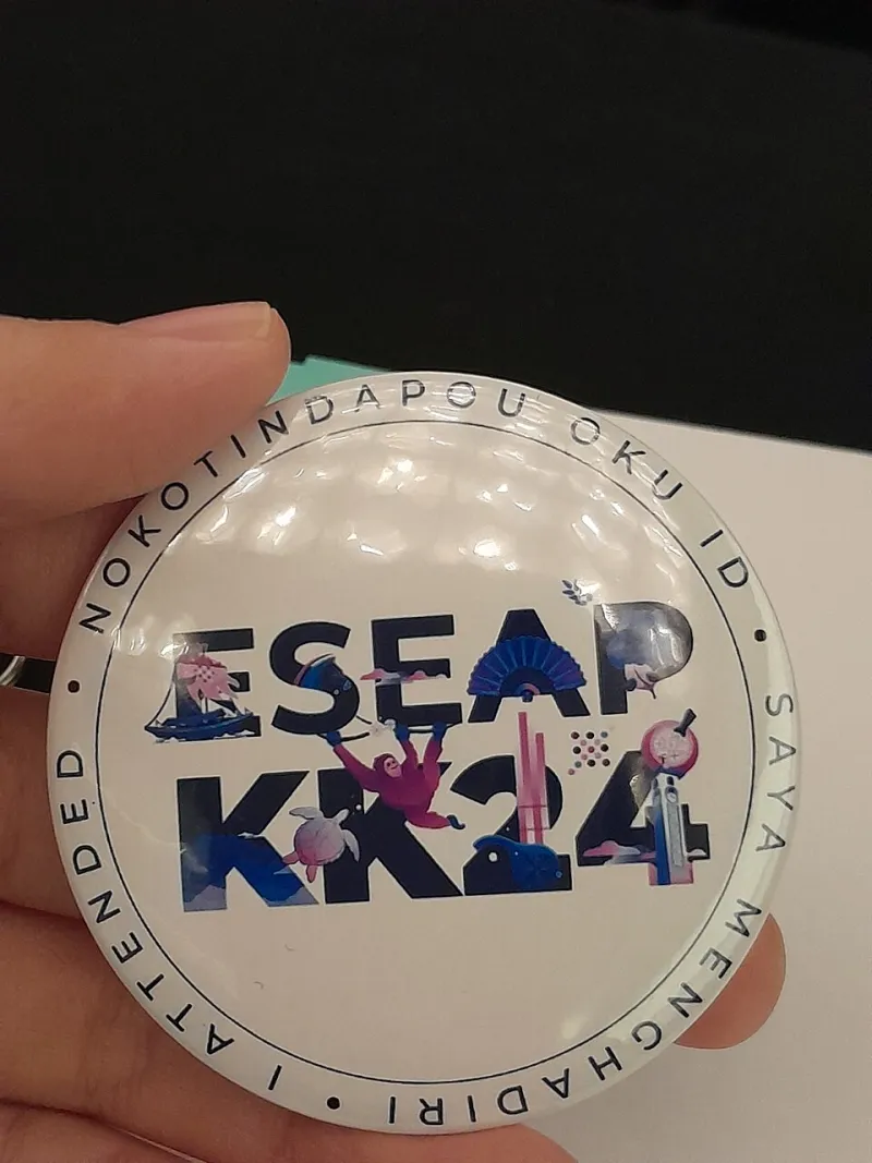Name Recognition at the Door: How Institutional Prestige Shapes Who Gets the Mic at US Science Meetings